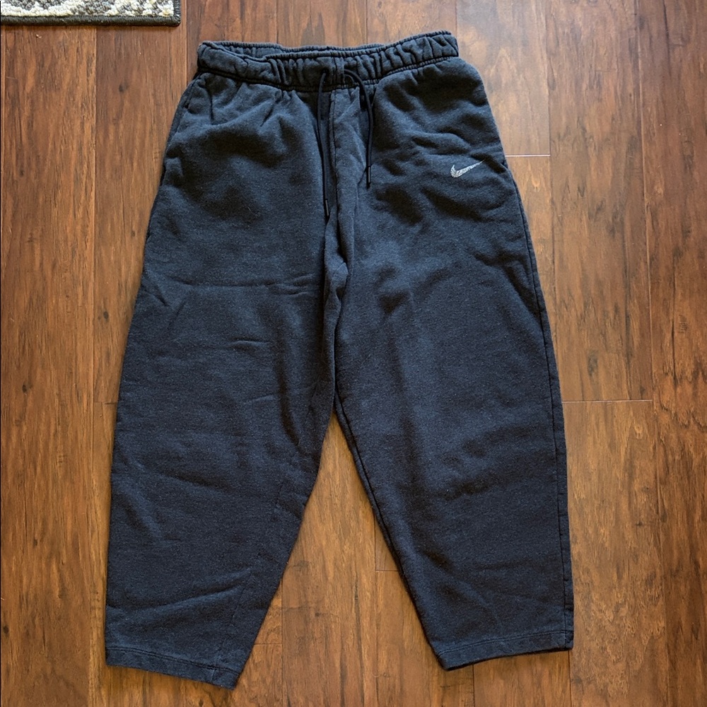Nike barrell joggers